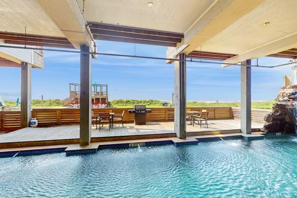 Port Bolivar Cabin | Cozy cabin with 1 bedroom and WiFi, AC in charming Bolivar Peninsula