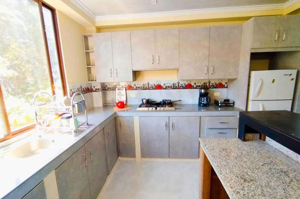 Coastal Region Apartment | Apartamento en Piñas via Tarapal