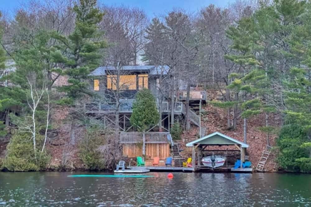 Severn Cottage | Gloucester Pool Getaway