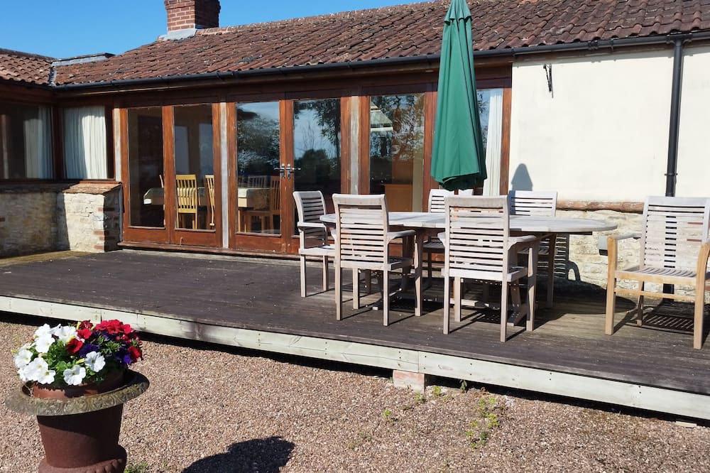 Henlade Cottage | Peaceful and stylish Cottage near Taunton Somerset
