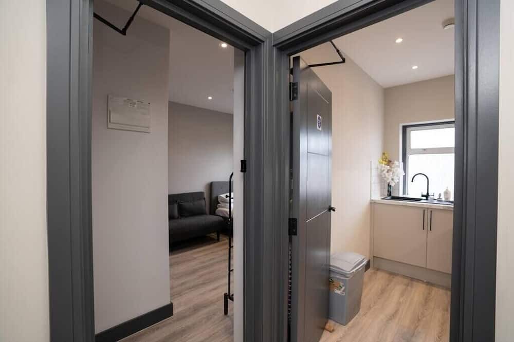 Southall Green Apartment | Cosy Ensuite Room in Southall, Great Links to LDN