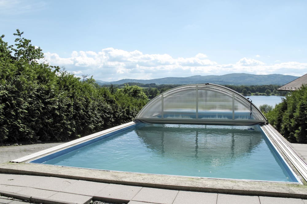 Holubovska Basta House | Jaroslav by Interhome