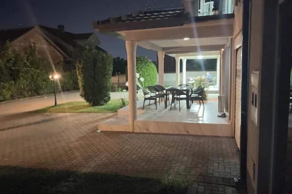 Skopje House | Vizbeg Inn