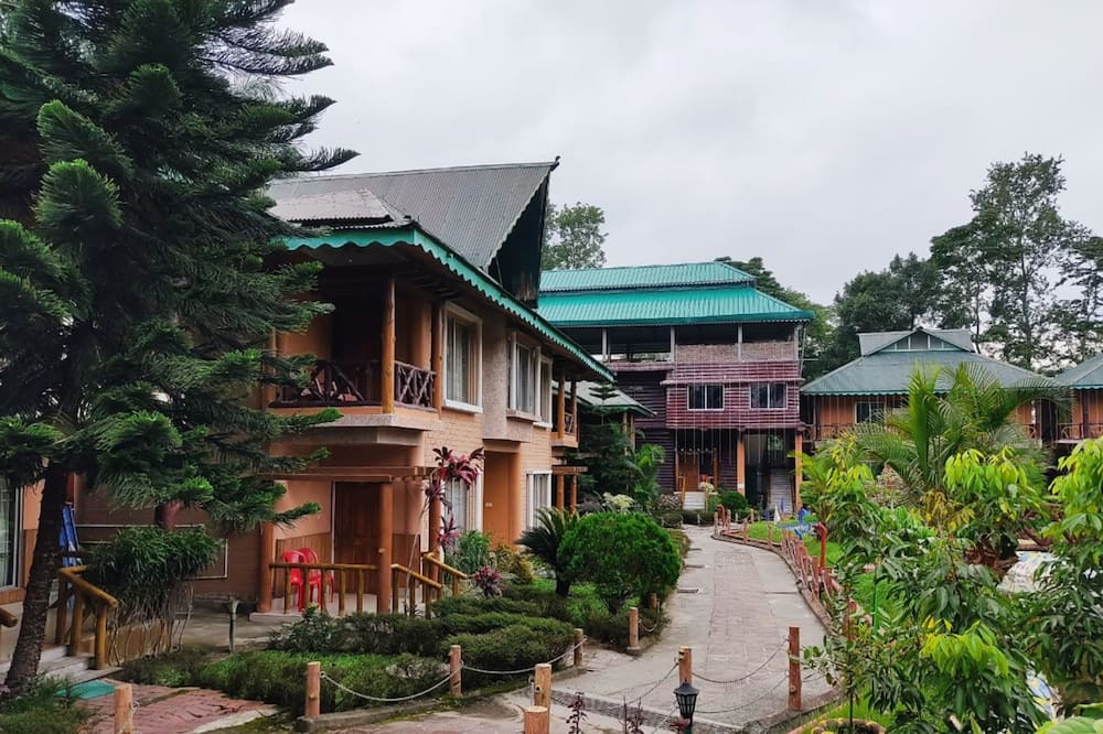 Neora Hotel | Green touch dooars Eco resort Lataguri