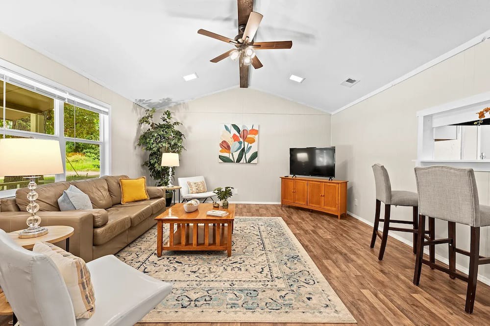 Hawkins House | Hawkins Hide a way