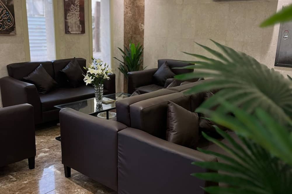 Mecca House | Cozy 2-bedroom hotel with WiFi, AC in beautiful Makkah