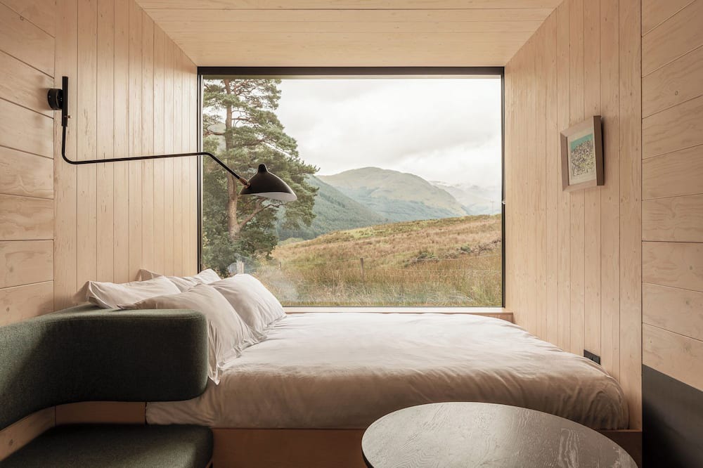 Lochearnhead Cabin | Modern cabin in the woods near Balquhidder