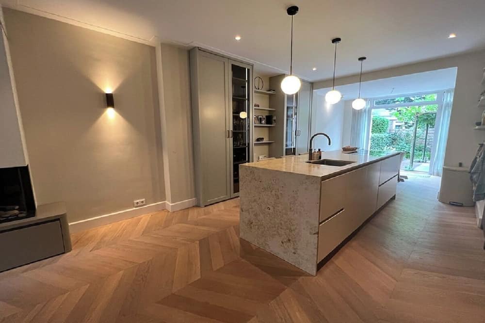 Scheldebuurt Apartment | Exquisite 3-Bedroom Luxury Apartment
