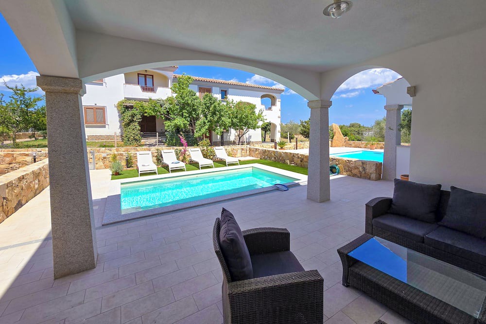 Luddui Apartment | Three-room apartment with private pool - Emy's House