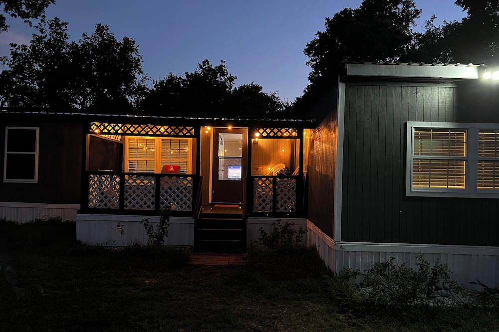 Pledger House | Budget-Friendly Privacy Home Newly Renovated