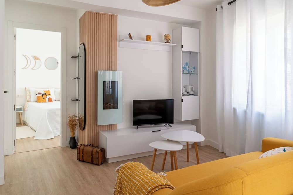 Figueras (Castropol) Apartment | Wanderlust Estudio, in the heart of Ribadeo
