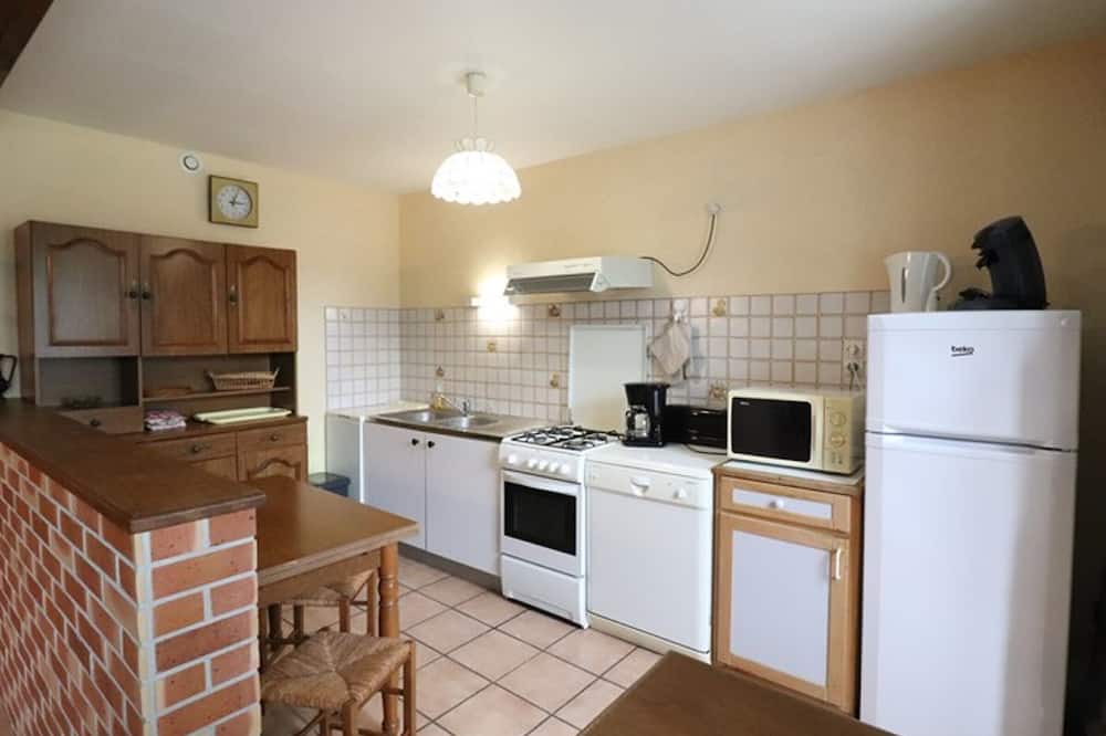 Meallet Cottage | Gite Méallet, 3 bedrooms, 6 persons