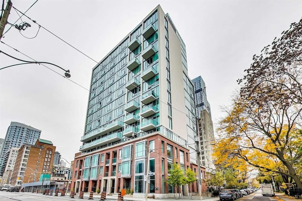 Garden District Apartment | Downtown Toronto condo in prime central location!