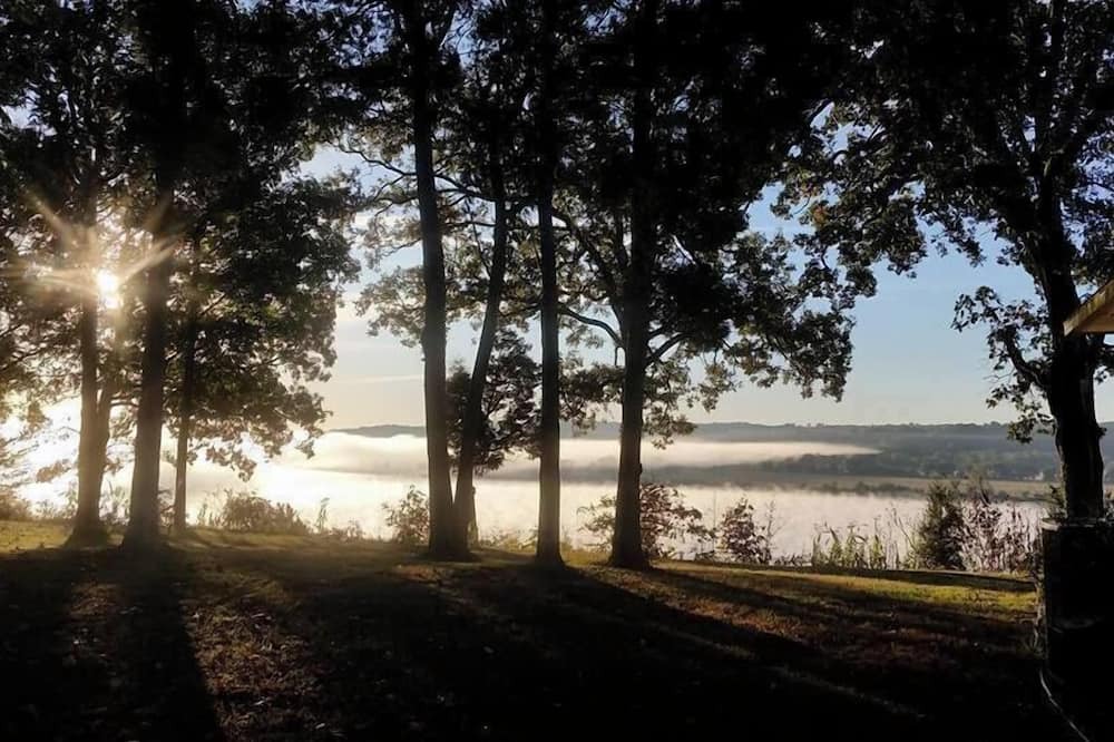 Golconda House | Peaceful escape in the Shawnee National Forest