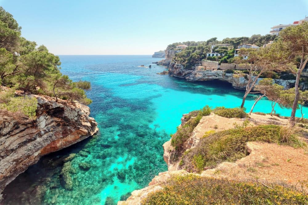 S'illot Apartment | Antic 201 - Two Bedroom Apartment, Sleeps 4