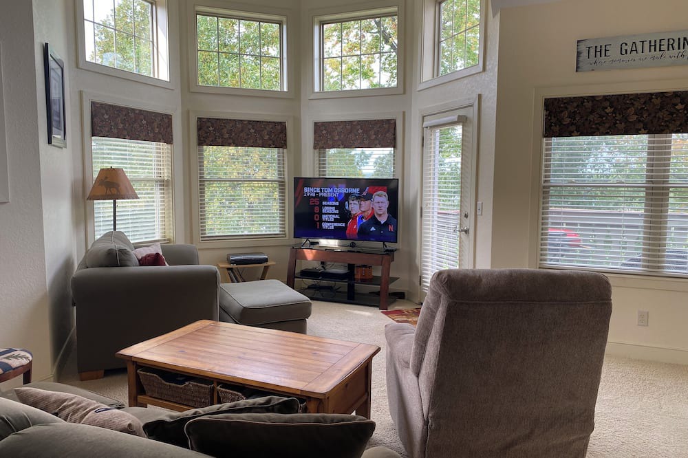 Birchwood Condo | Beautiful Condo on Tagalong Golf Course and Red Cedar Lake, Birchwood WI