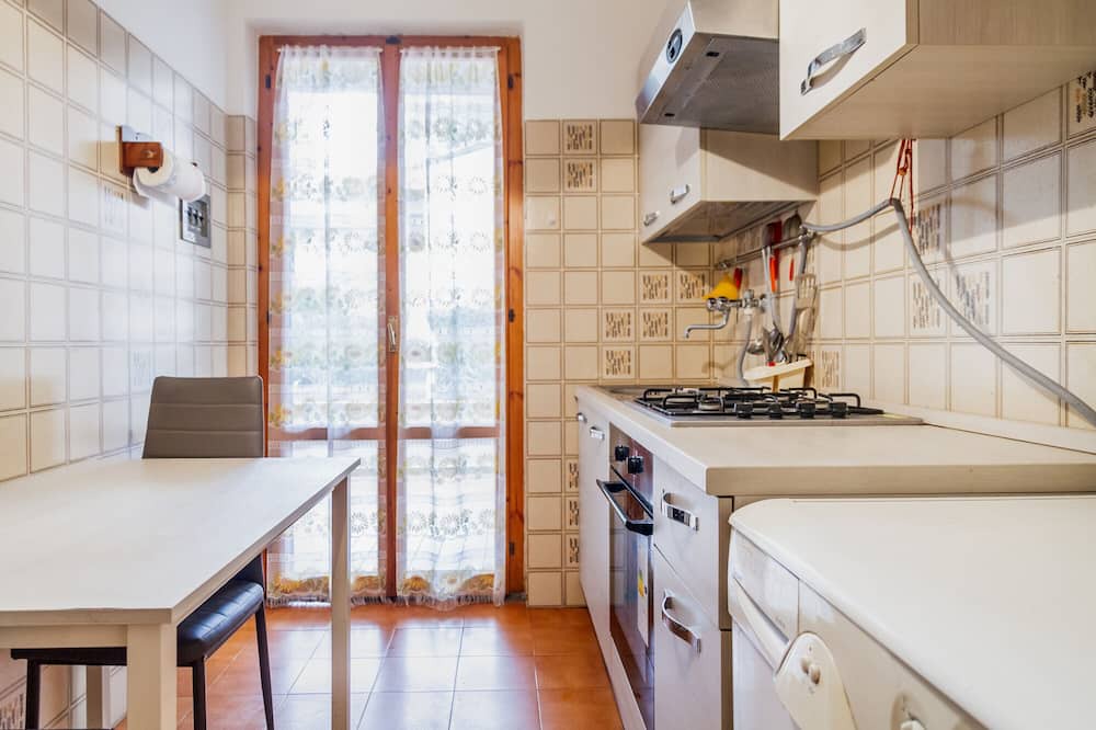 Principina a Mare Apartment | Apartment 'Via Dell'anguilla' with Private Terrace, Private Garden and Balcony