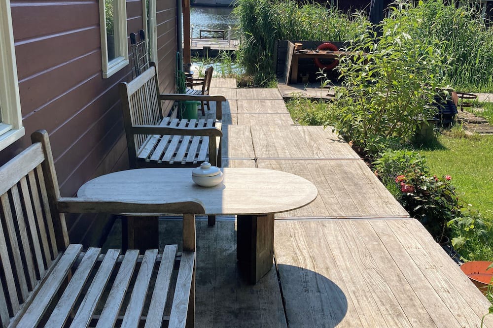 Velsen-Zuid House | Cosy Caravan aan het Water