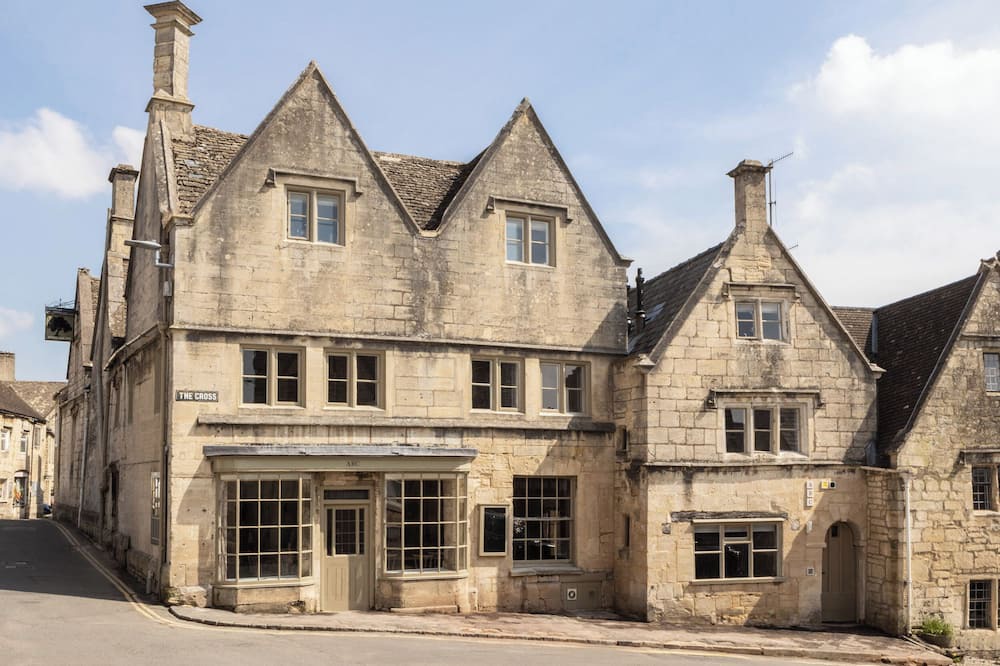 Painswick House | This house is a 5 bedroom(s), 5 bathrooms, located in Cotswolds, .