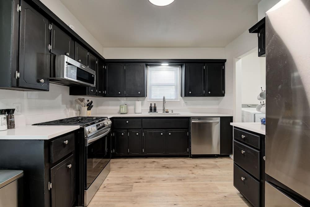 Edmond House | Entire House in Downtown Edmond!