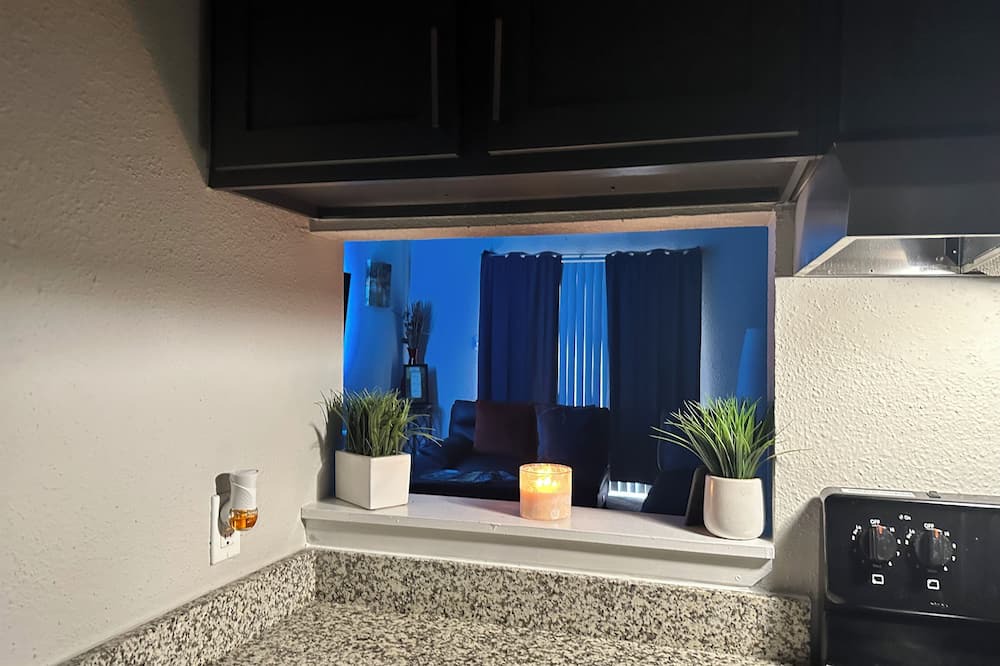 Briarforest Apartment | Cozy 1-bedroom apartment with WiFi, AC in superb Houston neighborhood.