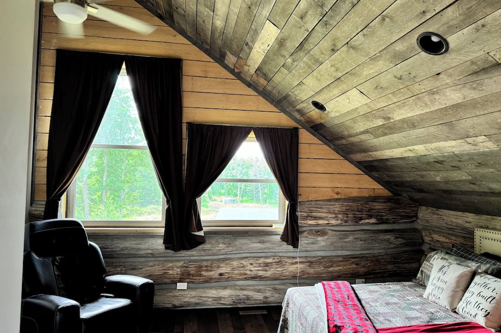Harrison House | New Listing Discount Secluded Log Cabin with ATV Trail Access - Simply Stunning!