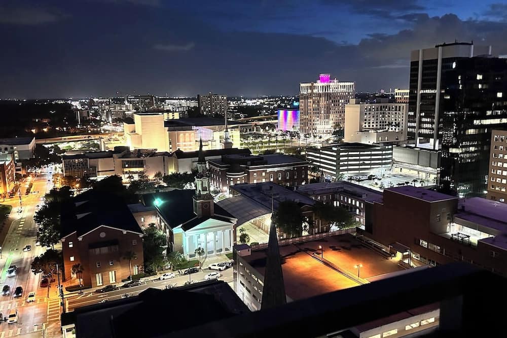 Downtown Orlando Apartment | Luxe Penthouse/Downtown Orlando/Lake Eola