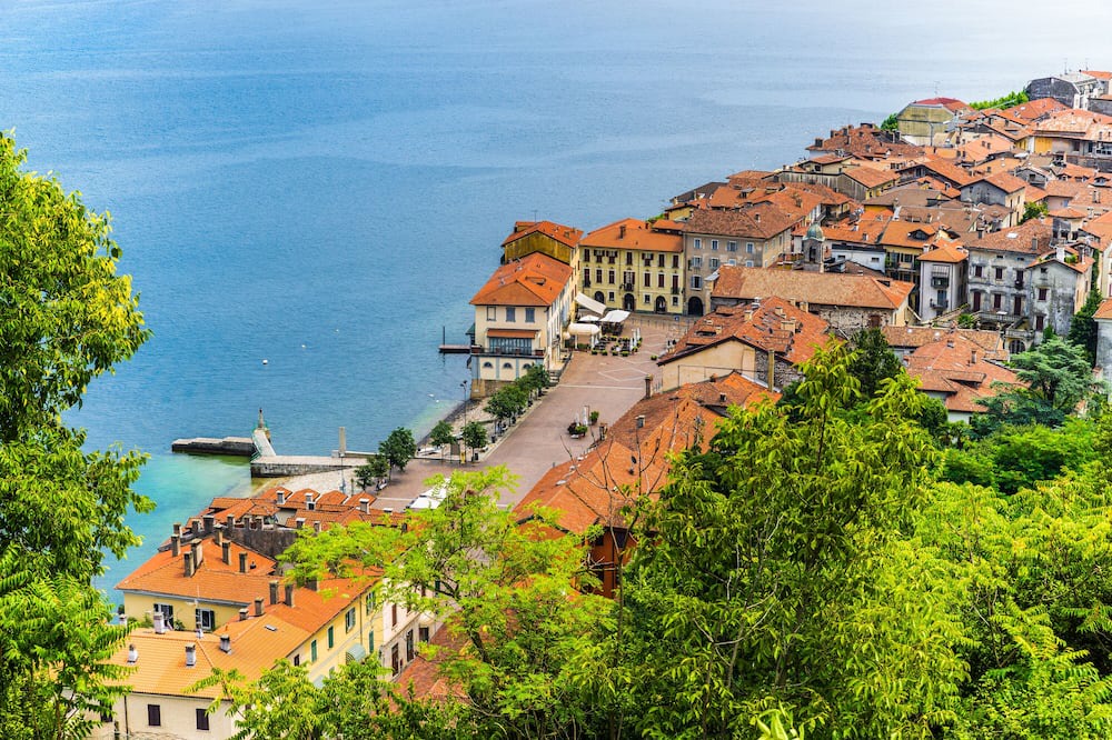 Arona Villa | La Voce Del Lago Pied Dans L' Eau