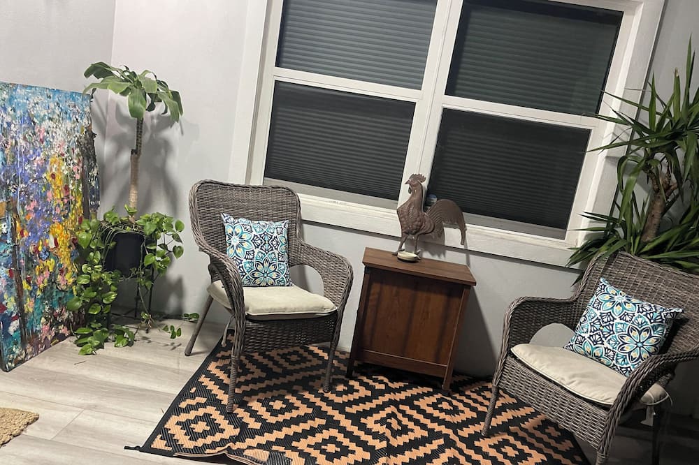 Hobe Sound House | Charming 3-bedroom house in beach town, Hobe Sound, 1.5 miles from the beach