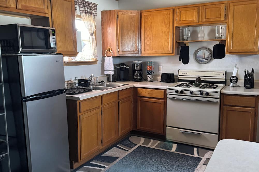 Elephant Butte House | Cozy 2-bedroom mobile home in enchanting Elephant Butte with AC, WiFi, and quiet