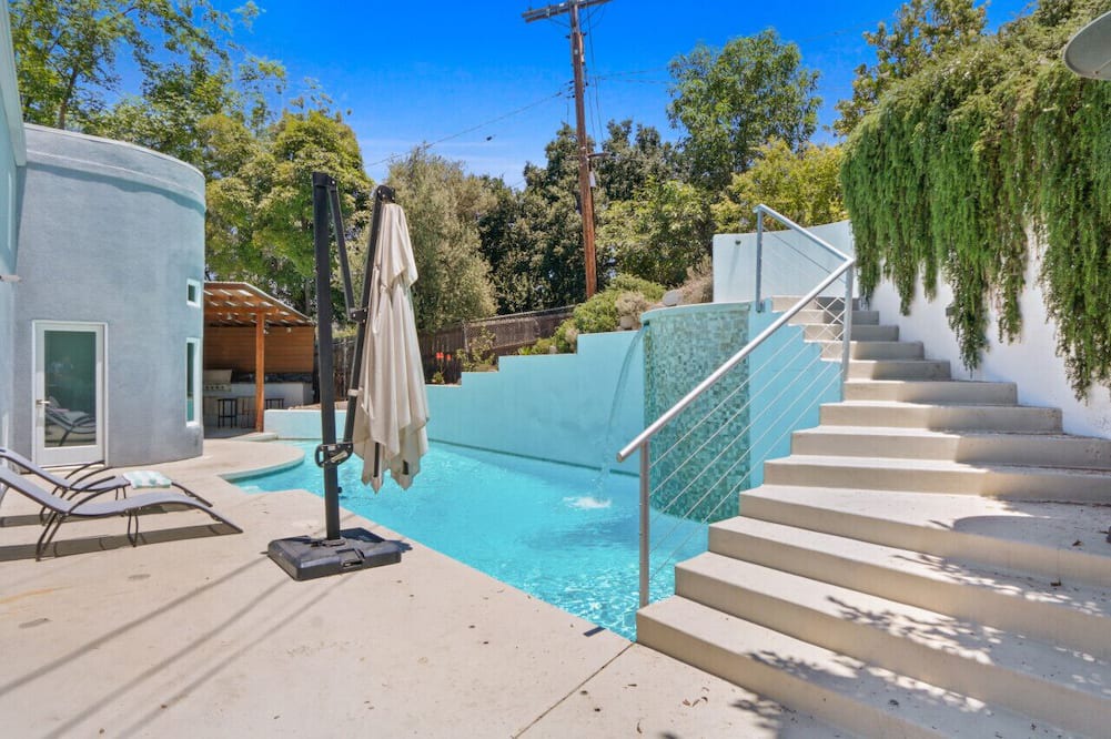South Arroyo House | Alluring Grand Vista with Pools & King Beds