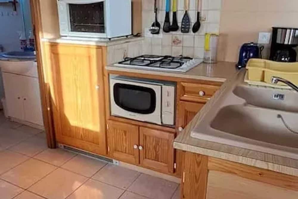 Savieres House | Homerez - Beautiful house for 4 ppl. with terrace at Savières