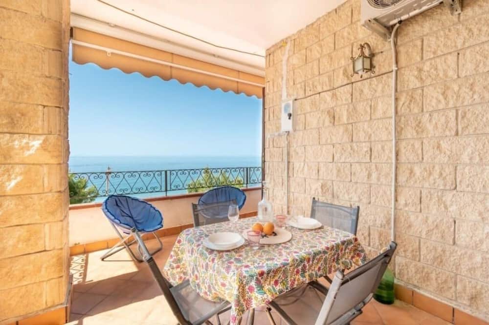 San Mauro Cilento Apartment | The house on the cliff