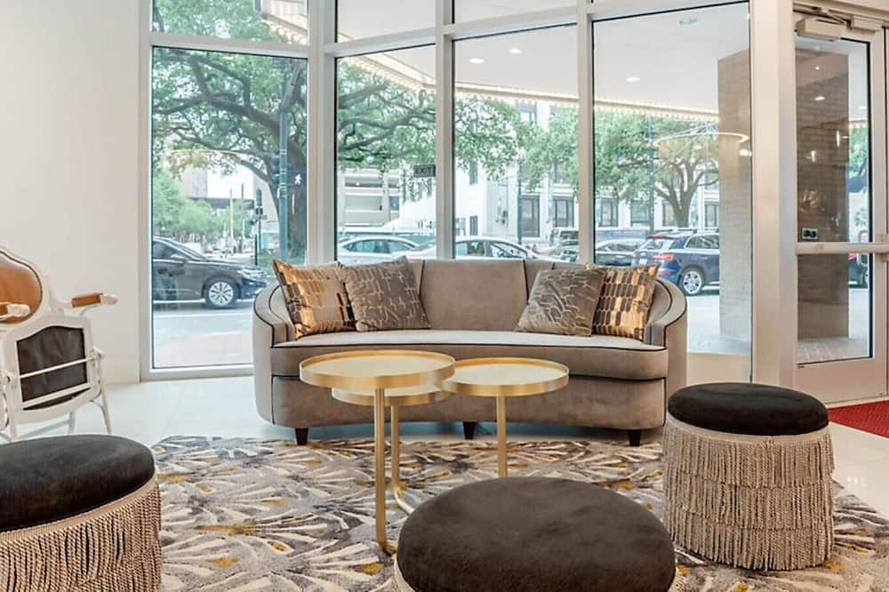 Central Business District Resort | Enjoy ESSENCE FESTIVAL WEEKEND with rooftop deck, pool and gym amenities!!