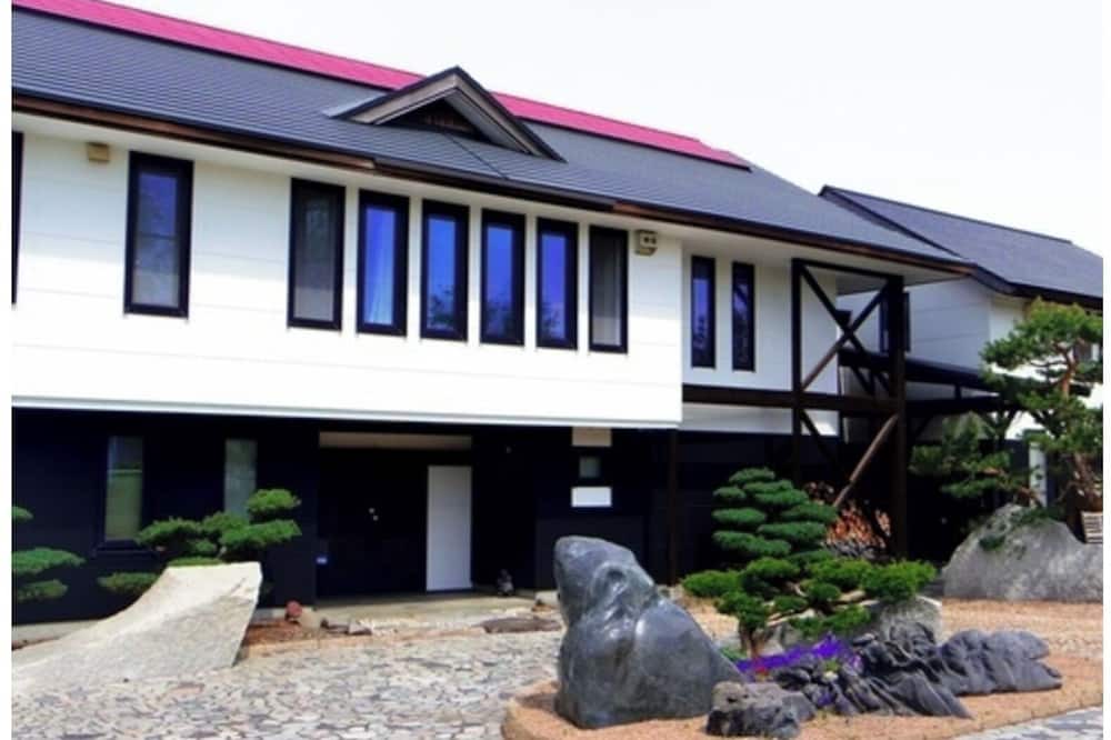 Biei House | Bathroom and toilet included Westernstyle twin / Kamikawagun Hokkaidō