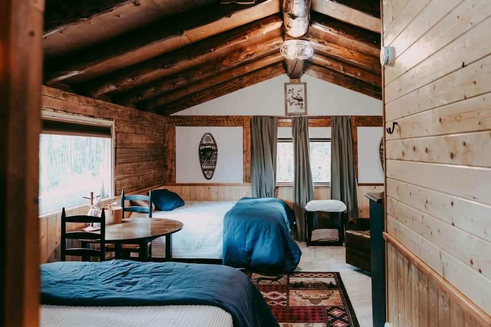 Trapper Creek Apartment | Bunker Lodge Apartment-HCRL