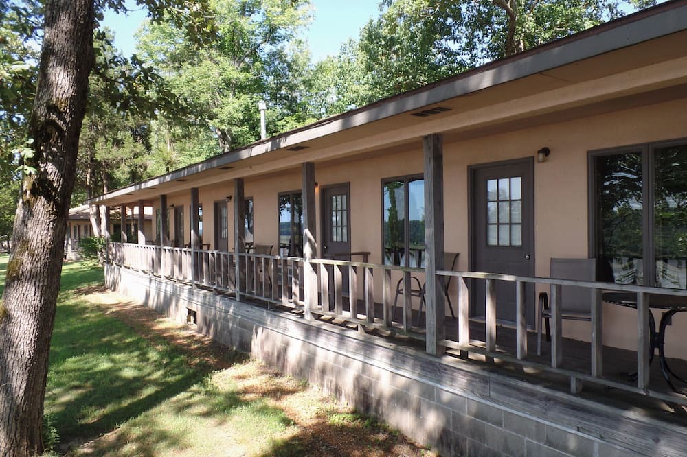 Golconda House | Cozy Cabin on the Ohio River!