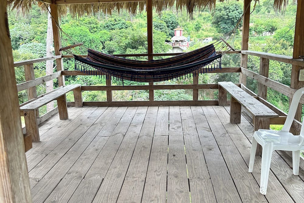 La Vega House | Beautiful cabin in the mountains of Jarabacoa surrounded by nature.