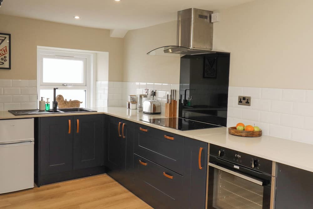 Wark Cottage | HADRIAN SUITE, family friendly, with a garden in Wark