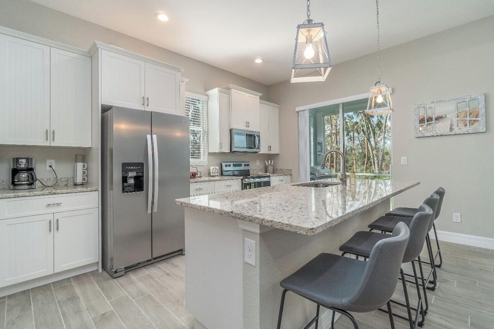 Rotonda Heights House | Secluded Serene Stay