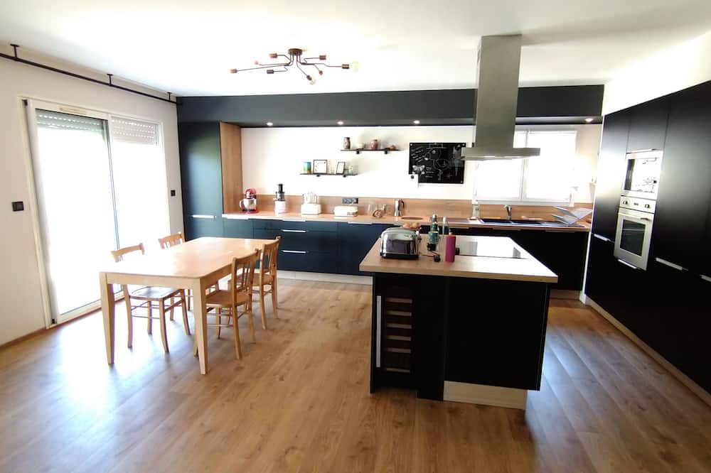 Eurre House | Maison Avec 3 Chambres Dans le Village D'eurre Dans la Drôme