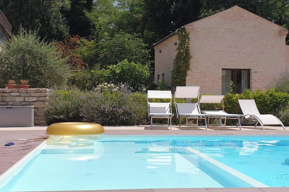 Montalto delle Marche Apartment | Homerez - Apt. Montalto delle Marche