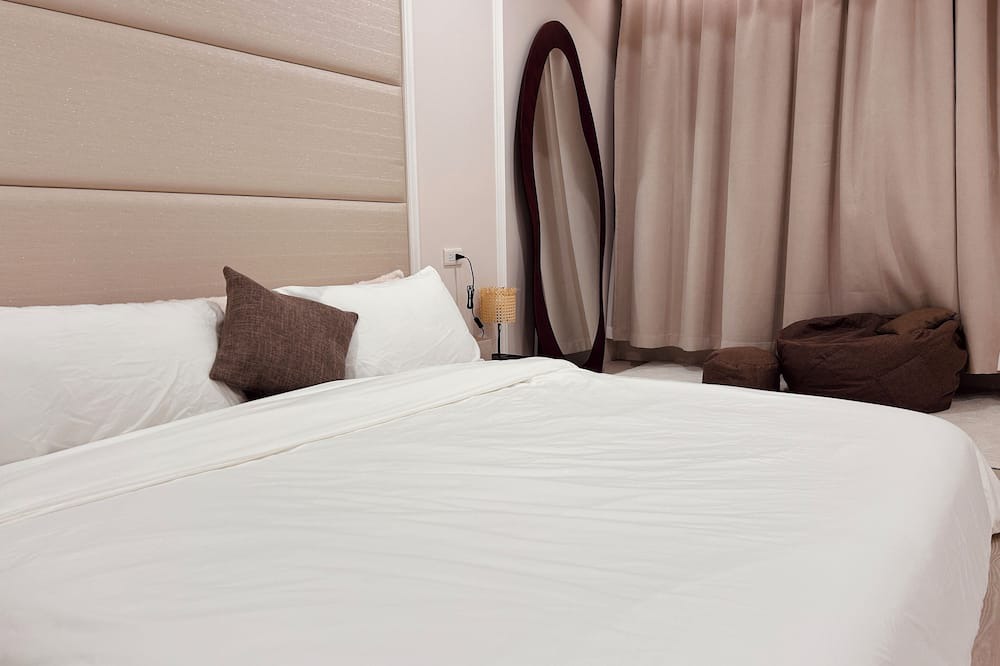 Datong Apartment | 3 minutes to taoyaun airport MRT / 5mins to night market! 6 people max apartment