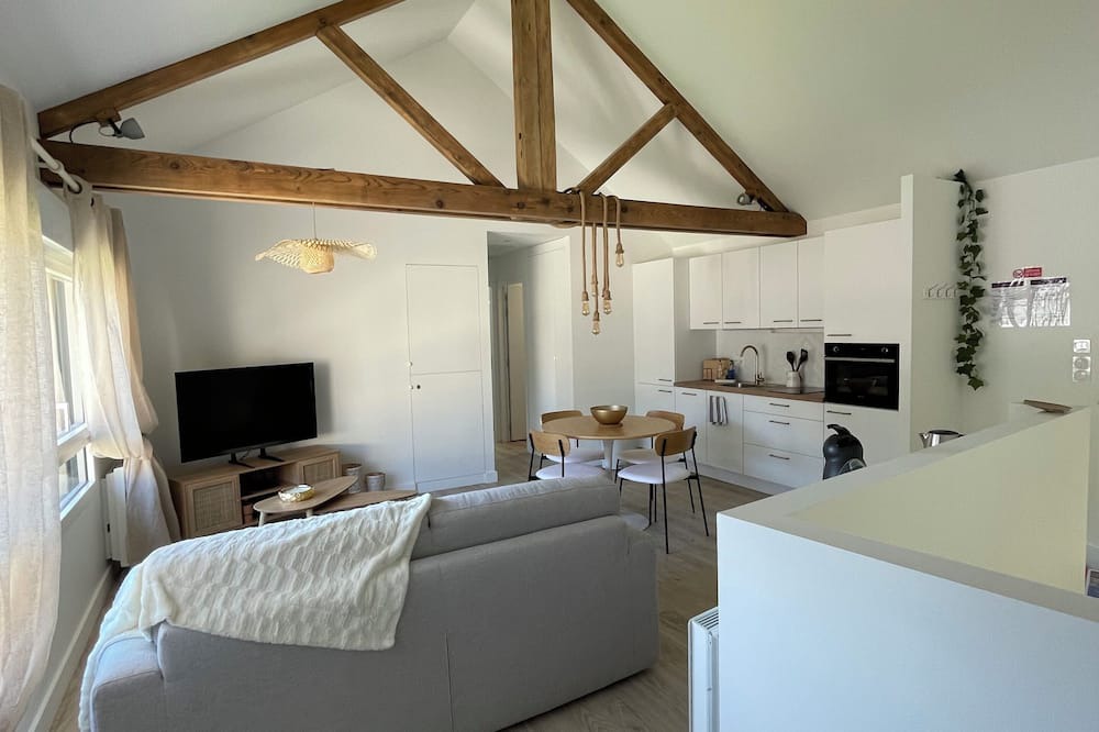 Escoville Apartment | L'appart Charmant Avec son Belle Espace Extérieur