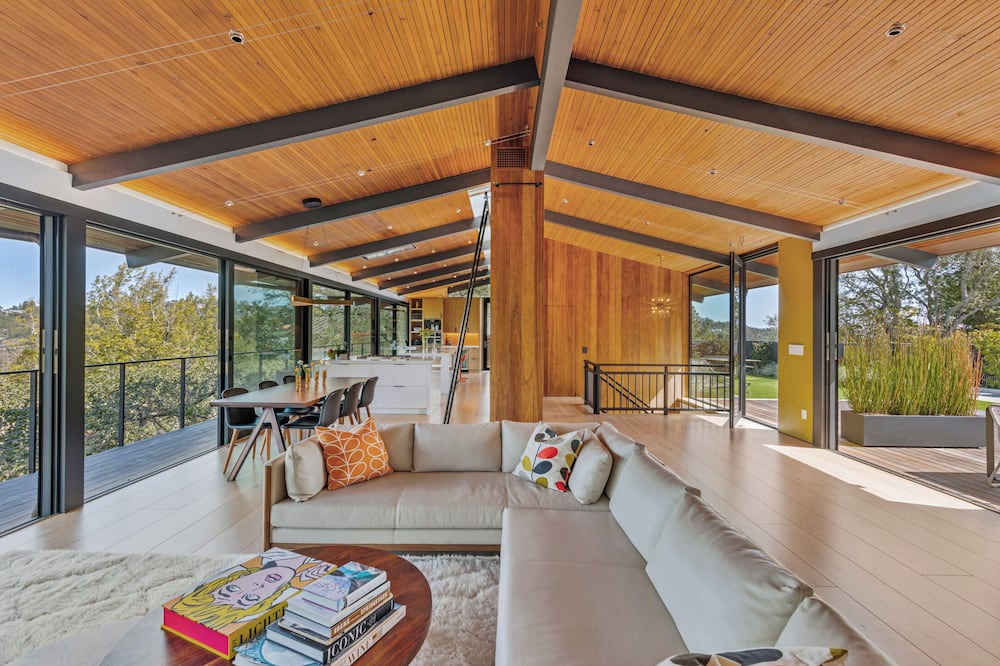 San Anselmo House | Stunning Hilltop Home with Views, Pool and Spa