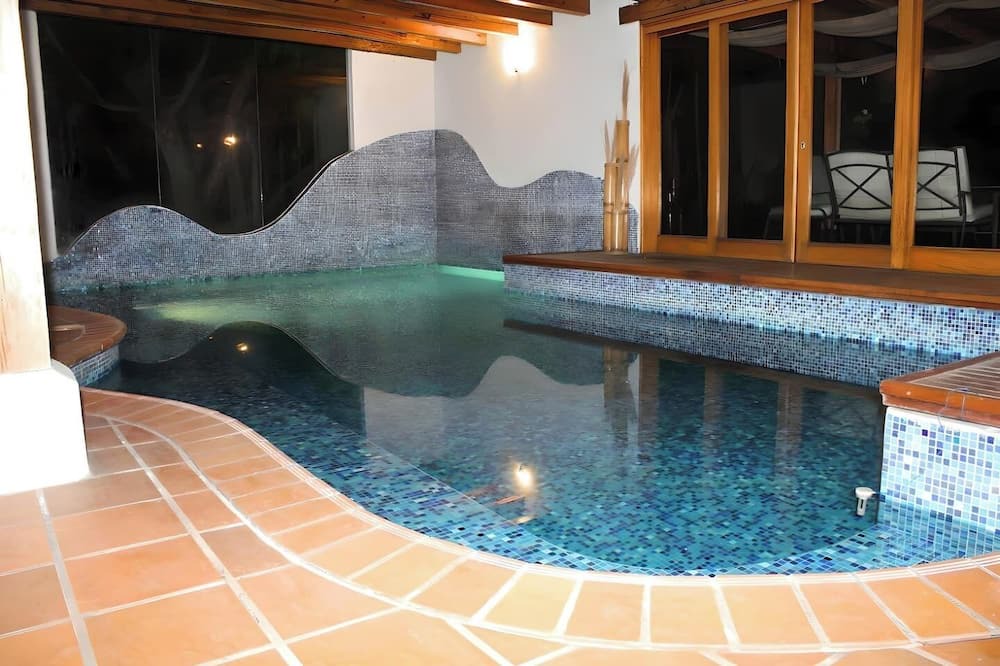 San Pablo del Lago Apartment | Mini-house near Imbabura Volcano surrounded by animals
