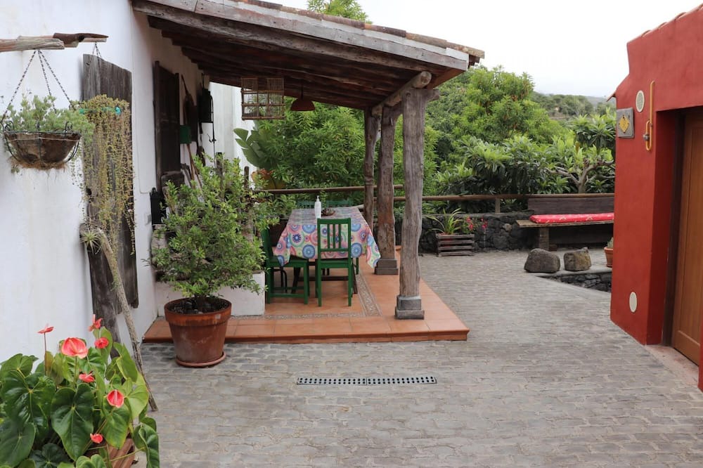 El Tanque Villa | Casa El Comisario Casa Vieja