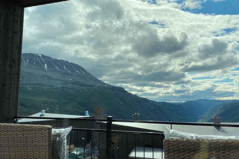 Atra Apartment | Gausta Vertorama - 2 bedrooms apartment with great view towards Gaustatoppen