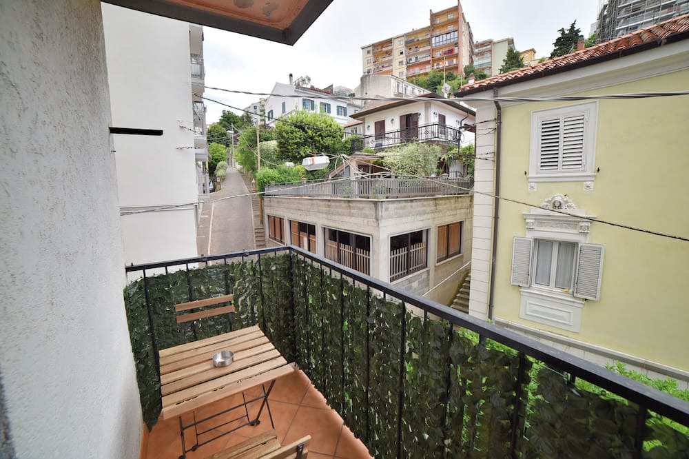 Roiano-Gretta-Barcola-Cologna-Scorcola Apartment | Vrbo Property