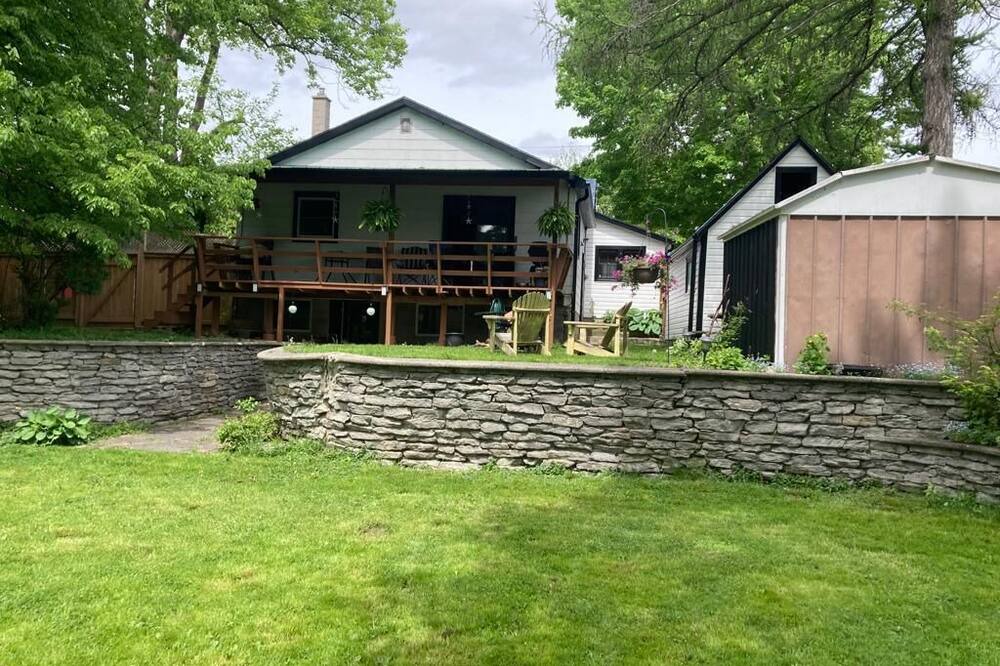 Port Dover House | tAlbion Landing Cottage Port Dover Ontario